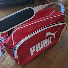 PUMAスポーツバッグの画像