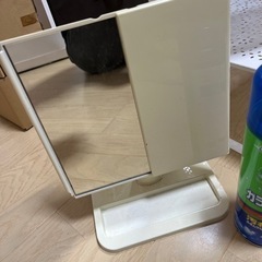 受渡者決定済【0円】収納ラック、他日用雑貨の画像