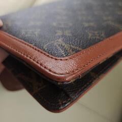 クラッチバッグ　ルイヴィトン
