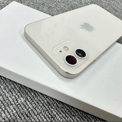 iPhone12 ホワイト　SIMフリー版　新古品　端末のみ　条件によりお値引き