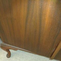 英国製 イギリスの アンティークのロ－ボーイ  洋服ダンスの画像