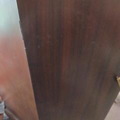 英国製 イギリスの アンティークのロ－ボーイ  洋服ダンスの画像