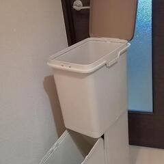 ゴミ箱の画像