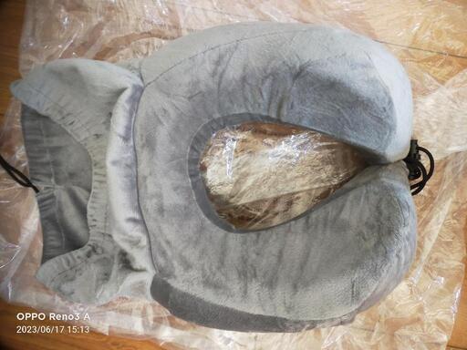 3つで1000円 未使用品 ネックピロー 低反発 一体式収納袋