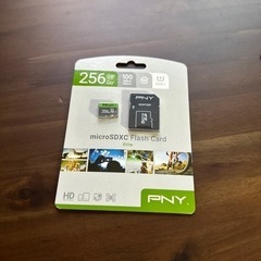 PNYマイクロSDカード　２５６GB