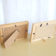 写真立て　木製　フォトフレーム　スタンド付き　2つセットで　※難ありの画像