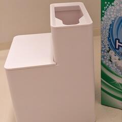 山崎実業 tower 替えブラシ収納付き流せるトイレブラシスタンド