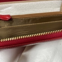 さらに値下げ！未使用！　赤　レッド　BARCOS 長財布　バルコスの画像
