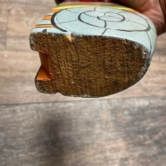 木製　カラフル猫　置物の画像