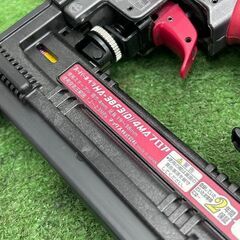 マックス MAX HA-38F3(D)4MAフロア 肩巾4mm 高圧フロアタッカー【野田愛宕店】【店頭取引限定】【中古】IT346Y3ZCFA8の画像
