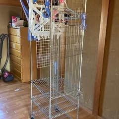 無料⭐️スチールラック⭐️キャスター付き⭐️の画像