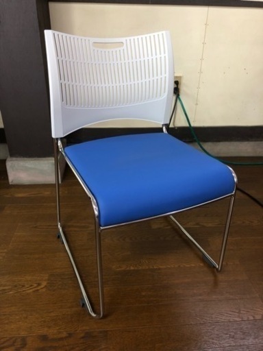 35.800円の品！少量の早い者勝ち！有名メーカーのチェア⭐︎新品未使用！