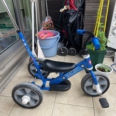 三輪車