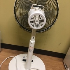 扇風機D2019年製の画像