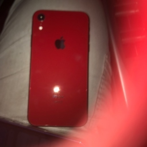 iPhoneSIMフリー　64赤色