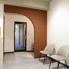 パリジェンヌ、まつ毛パーマ専門店で週3休みで働きませんか！？の画像