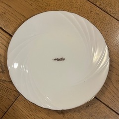 ティーカップ、デザートの器の画像