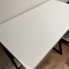 スタンディングデスクの画像