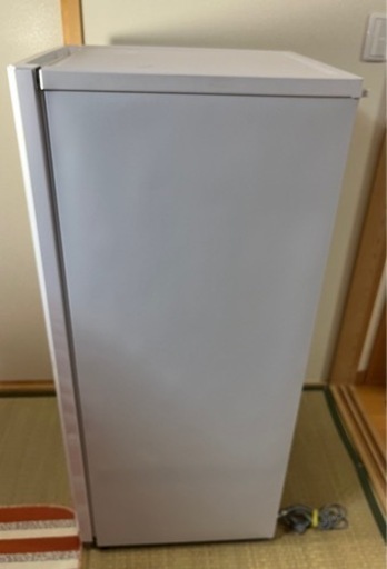 Haier ハイアール　冷凍庫　2015年製　JF-NUF136E