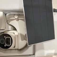 新品　防犯カメラ　ソーラーパネル付き