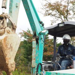 【鳥取県西伯郡：重機オペレーター：正社員】一緒に働きませんか？新日本建設地盤改良工事スタッフ・重機オペレーターの募集です。の画像