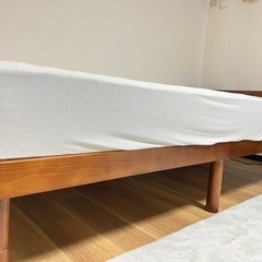 シングルベット(スマホスタンド＆コンセント付き)の画像