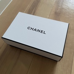CHANEL箱の画像