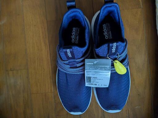 スニーカー adidas