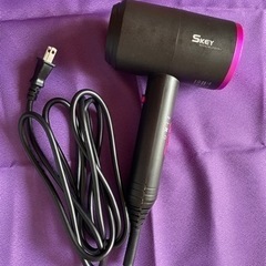マイナスイオン　ヘアドライヤー