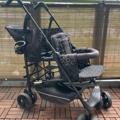 kinderwagon 二人乗り用ベビーカー　備品付きの画像