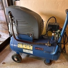 オイル式エアコンプレッサー25ℓ