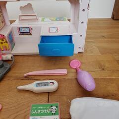 ぽぽちゃん救急車の画像