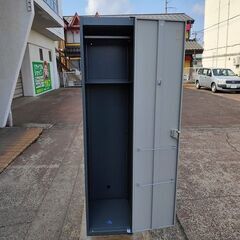 エムテックス　クリーンロッカー　掃除用具入れ『中古良品』の画像