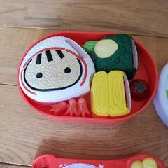 ぽぽちゃんのお弁当箱の画像