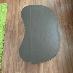 テーブル