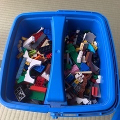 レゴ青バケツの画像