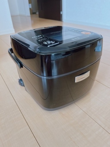 炊飯器　3合炊き