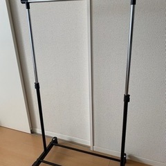 伸縮式ハンガーラック