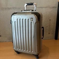 [あげます] キャリーケース　GRIFFIN LANDの画像