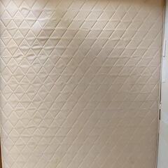 セミダブルベッド