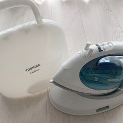 TOSHIBA スチームアイロン
