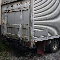 デュトロトラックパワーゲート付きの画像