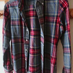 158cm 中肉中背体型肩まわりきつめシャツさしあげます