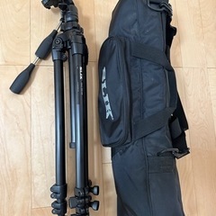 【値下げしました】三脚　中古品の画像