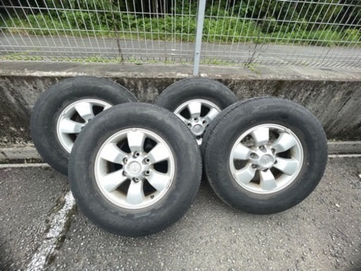 ホイール　タイヤ付き