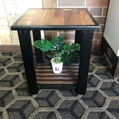 オシャレサイドテーブル残り1個