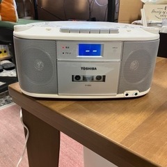 TOSHIBA カセットプレイヤー TY-CD55 