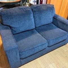 アメリカ家具　2人掛けソファの画像