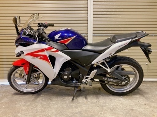 ホンダ　CBR250R 配送可能　支払いは現金or振り込み　も可能