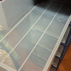 押入れ収納　無料　ゆずります　プラスチックケース　衣装ケースの画像